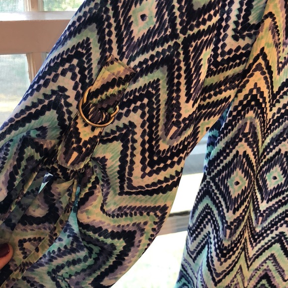 Chevron Patterned Blouse - Picture 2 of 3